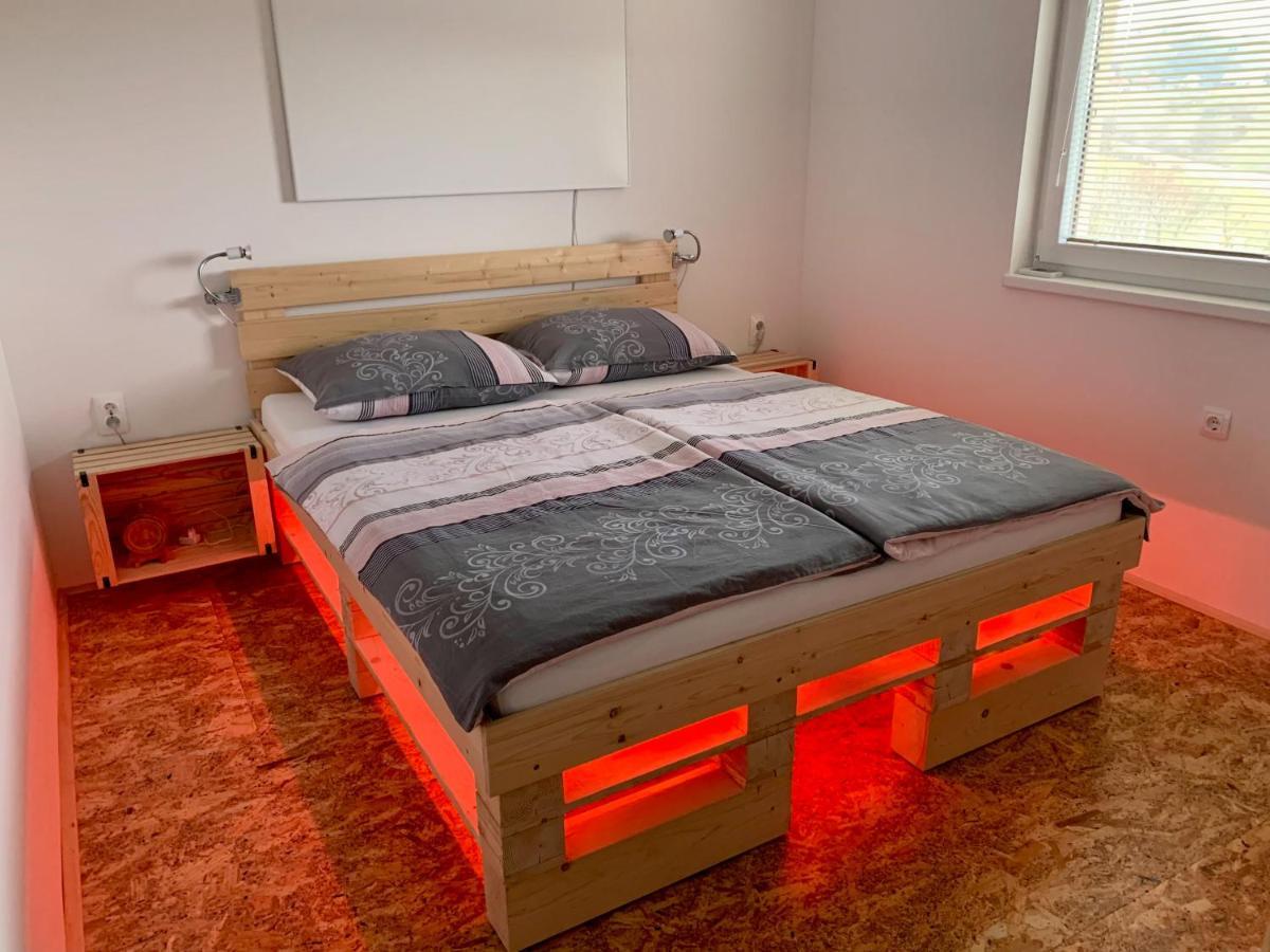 Holiday House Zlacka Gorca Pristava pri Mestinju Zewnętrze zdjęcie